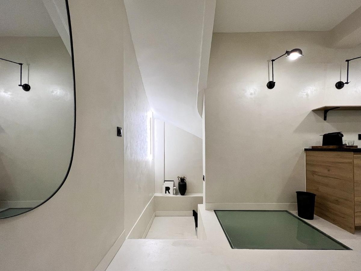 Superb Apartment Palais Royal Louvre Museum Free Netflix Parijs Buitenkant foto