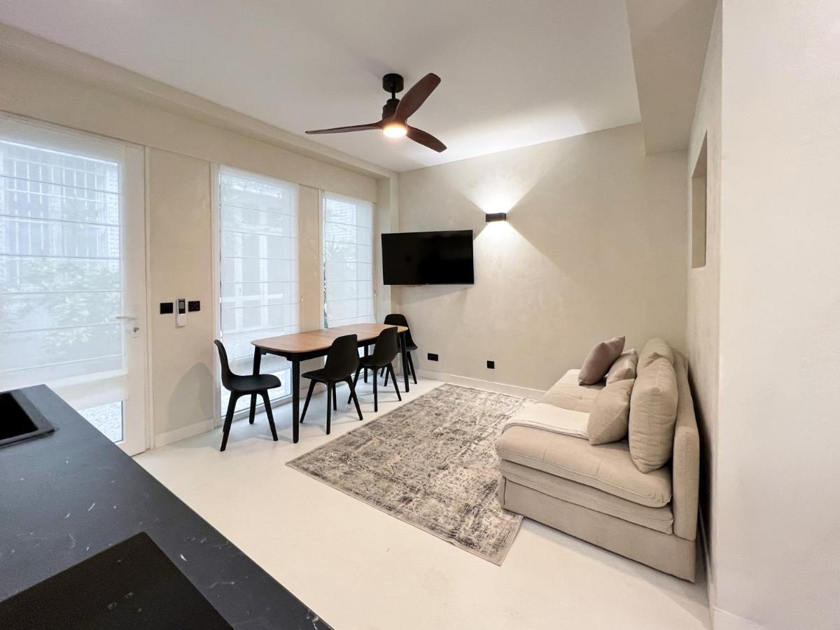 Superb Apartment Palais Royal Louvre Museum Free Netflix Parijs Buitenkant foto