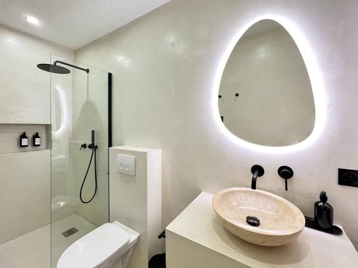 Superb Apartment Palais Royal Louvre Museum Free Netflix Parijs Buitenkant foto